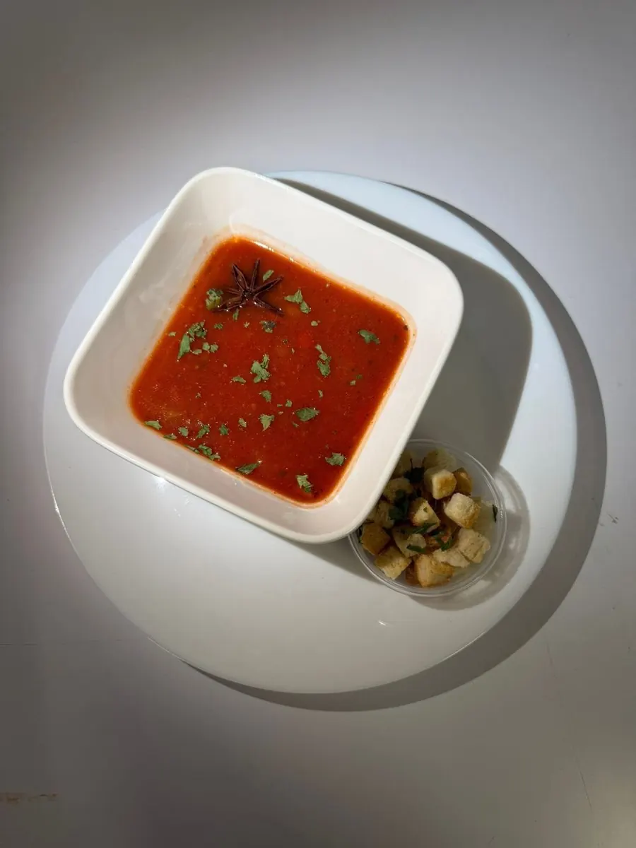 Tomatensuppe mit Croûtons